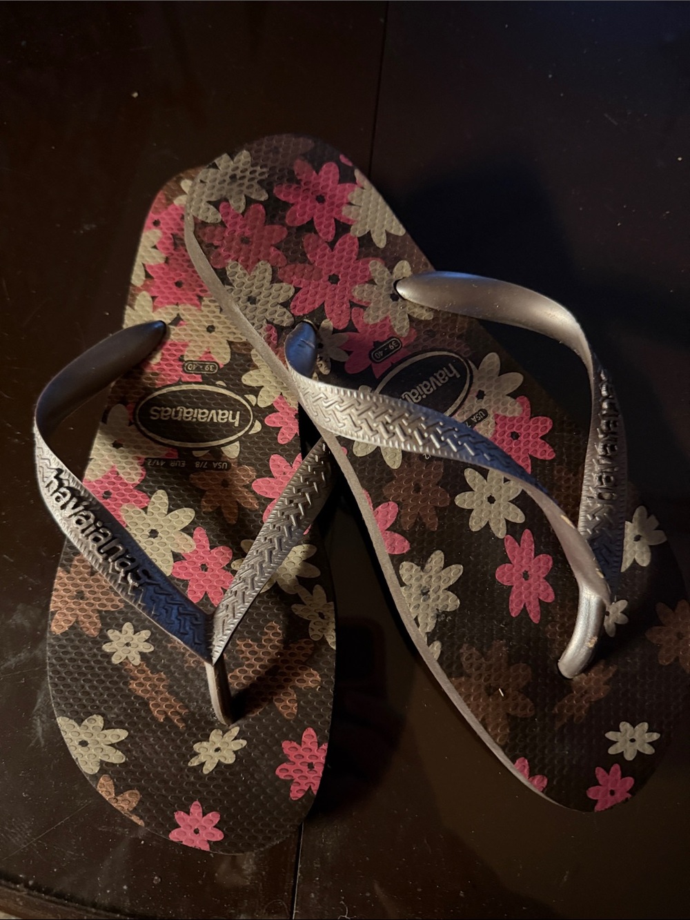 Havaianas Women's Floral Flip Flops - Pink & Cream on Black